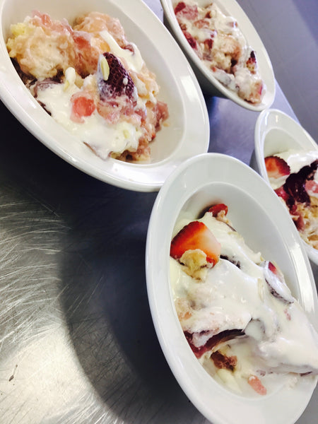 Xmas Dinner Special -Roast Turkey, Veggies and Gravy + Xmas Trifle for Dessert